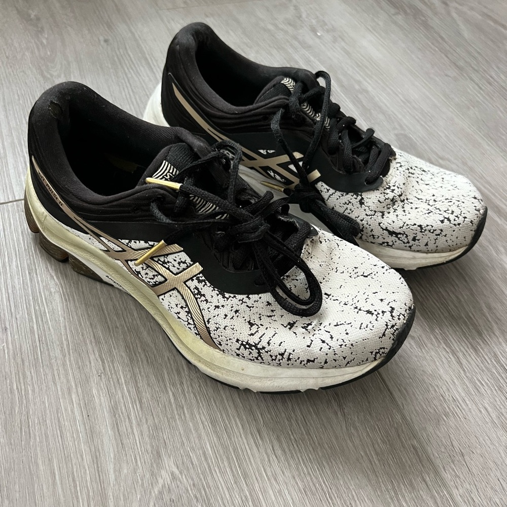 Asics Gel-Pulse 11 White Black Gold Womens US Size 7.5 Running Shoes